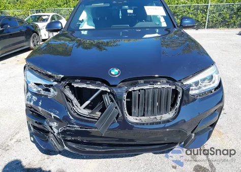 2021 BMW X3 Sdrive30I z USA, uszkodzony, nr VIN 5UXTY3C04M9H95625